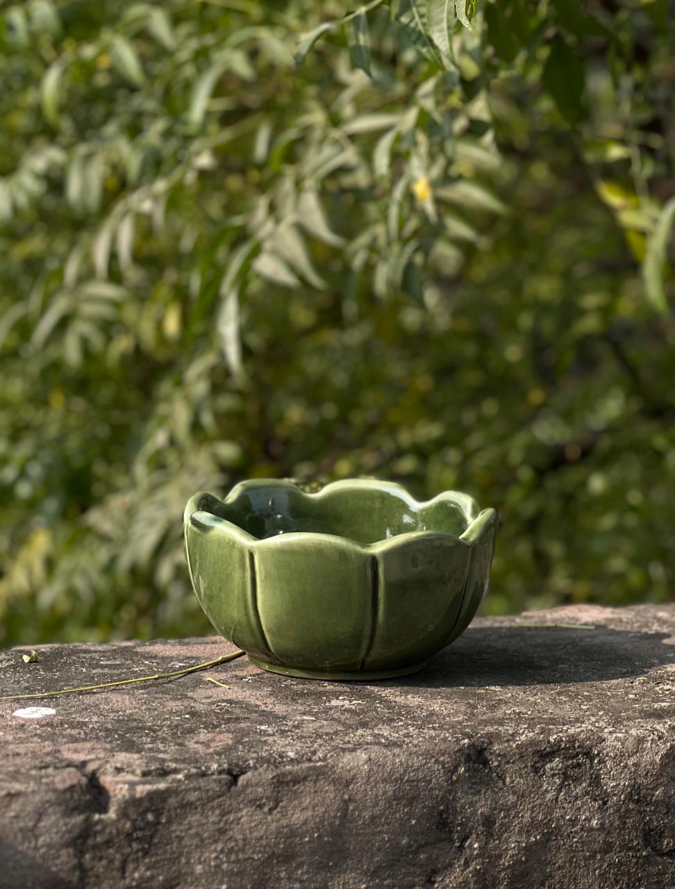 Clover Bowls